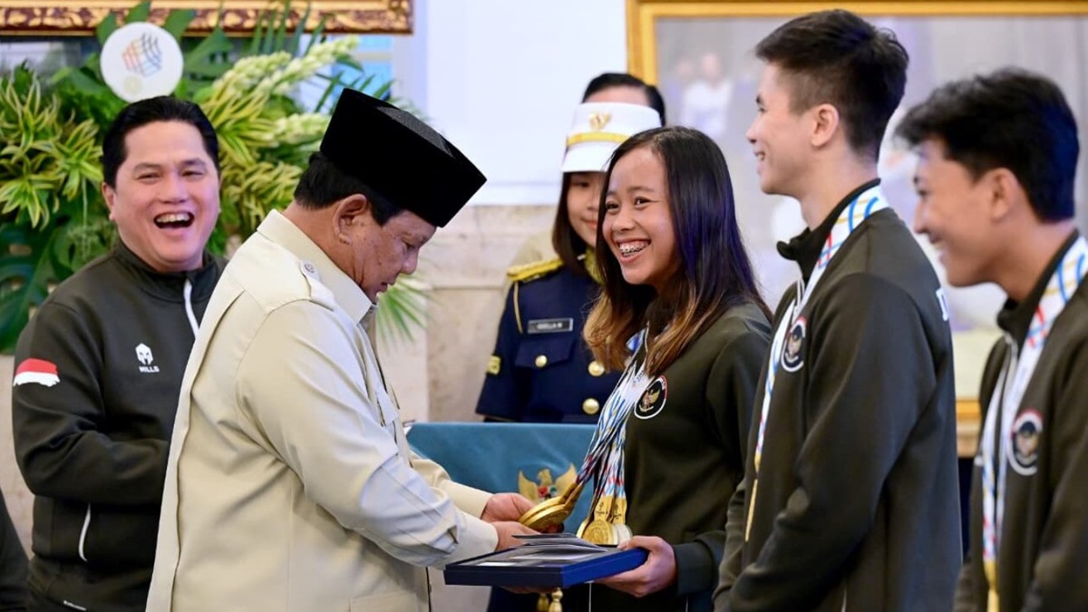 Presiden Prabowo Beri Penghargaan dan Bonus Rp465 Miliar Atlet SEA Games Thailand di Istana Negara