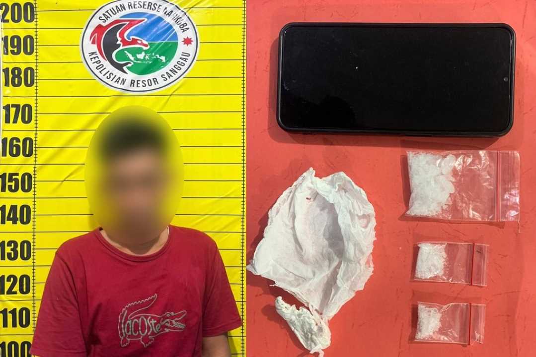 Sembunyi di Lantai Kamar hingga Dibuang ke Tanah, Polisi Bongkar Transaksi Narkoba di Desa Kawat