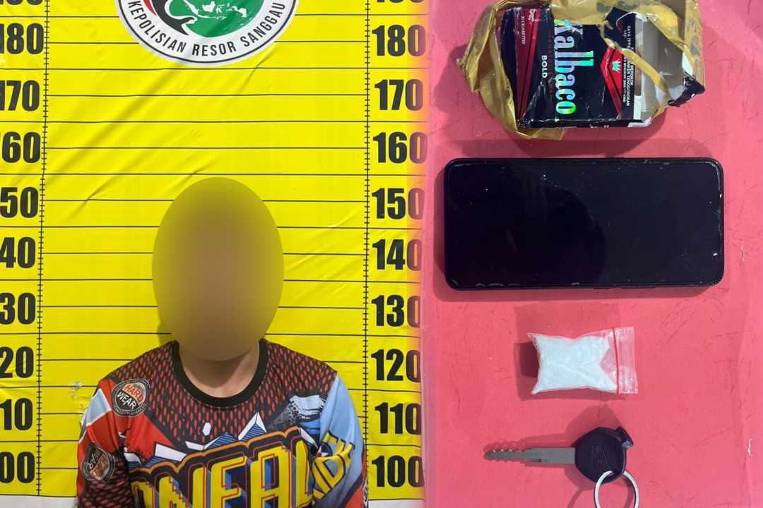 Sembunyikan Sabu dalam Bungkus Rokok Berlakban, Pemuda Entikong Diringkus Polisi di Jalur Perbatasan