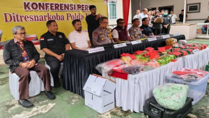 Polda Kalbar Musnahkan 12 Kg Sabu, Total 28 Kg Diamankan dari 19 Tersangka